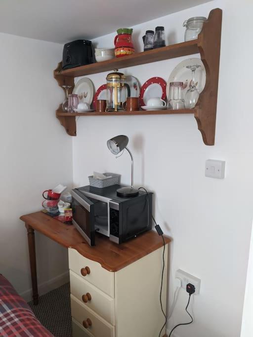 Rosie'S Place Hartland Bagian luar foto